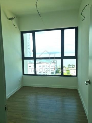3 Residence 730k seaview - photo 4