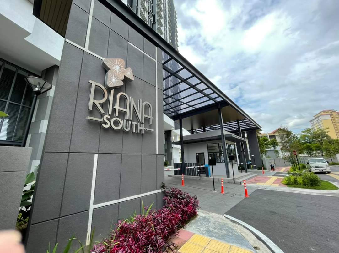 riana south - photo 8