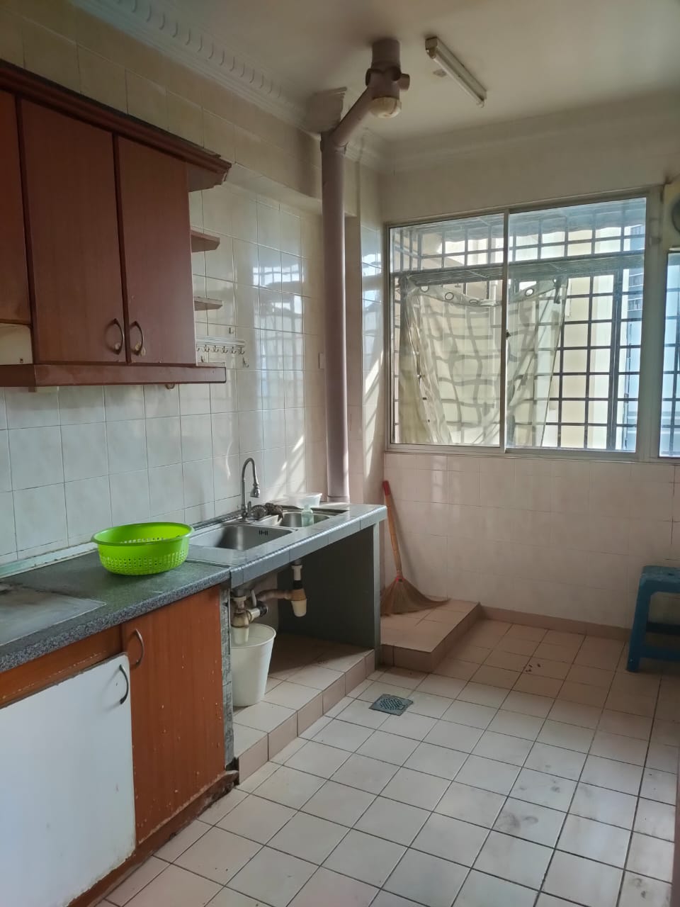 bayu tasik 3720 - photo 2