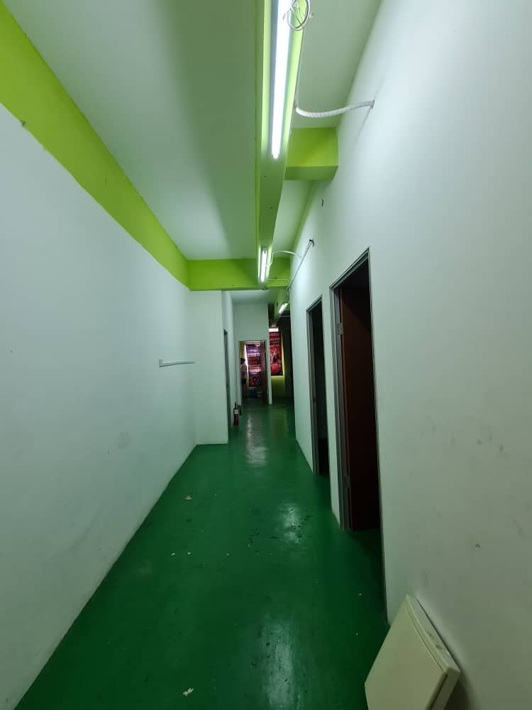 minang ground floor shop paul - photo 2