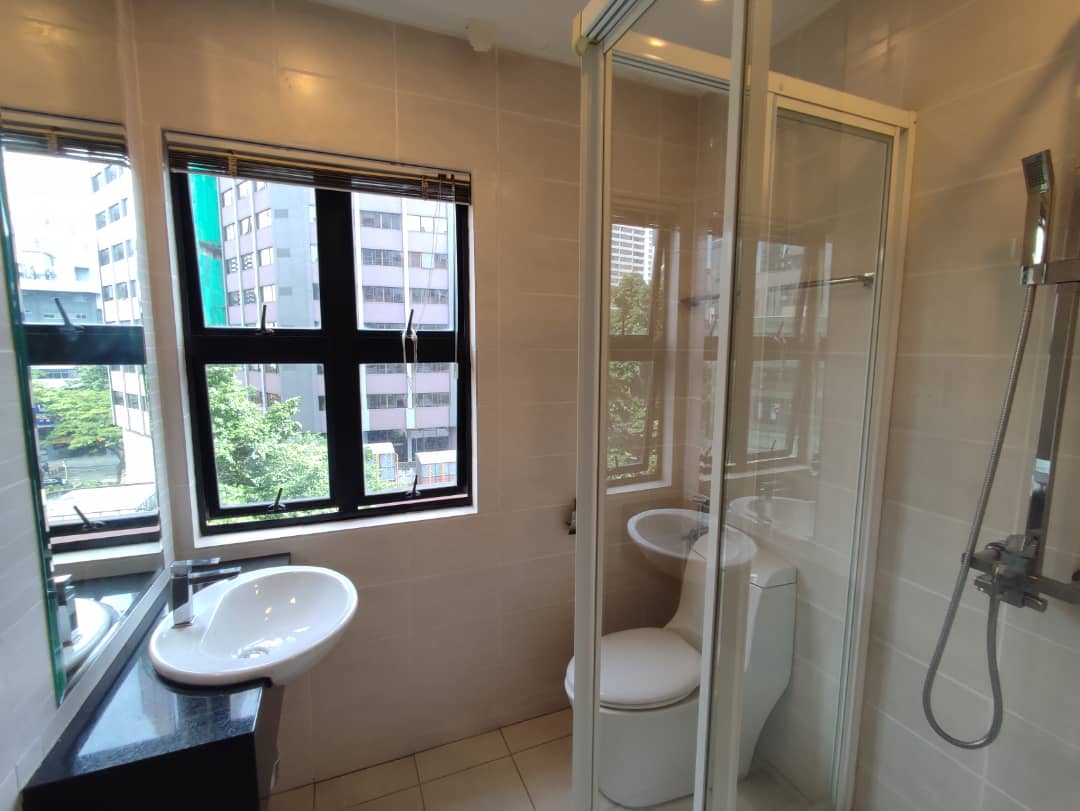 mayang  court david - photo 7