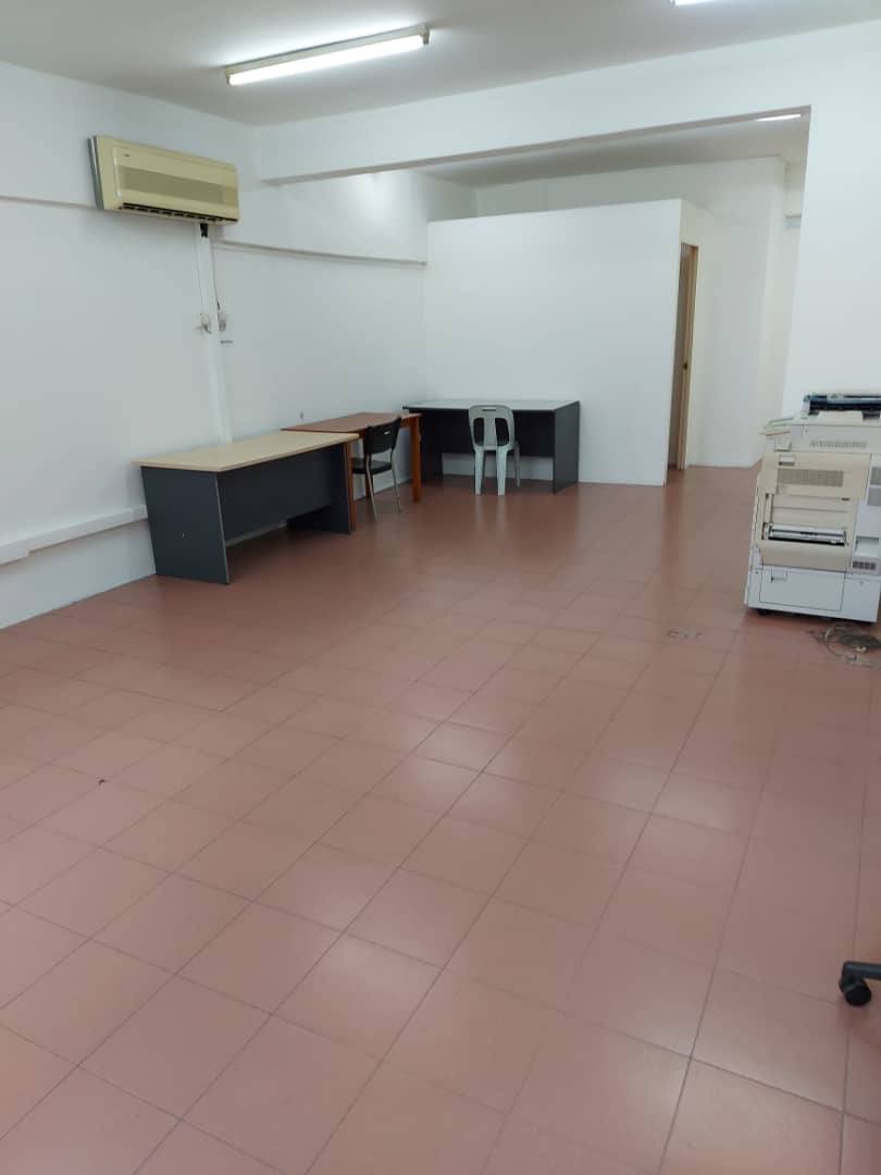 cbc office 4382 - photo 2