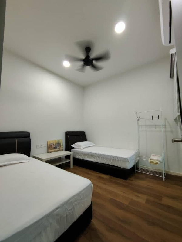 Suasana@ Utropolis Condominium  - photo 2