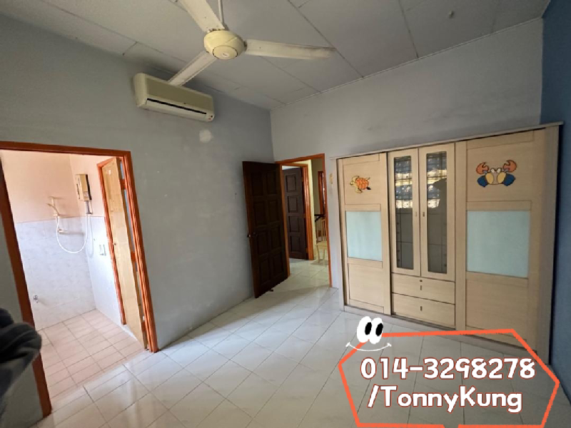 Lagenda Height 2.5 Storey Terrace  - photo 2