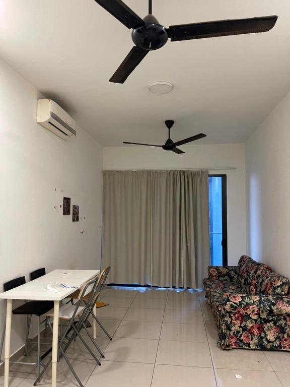 Citizen Furnished Renovated Kl Sentral Mid Valley - photo 2