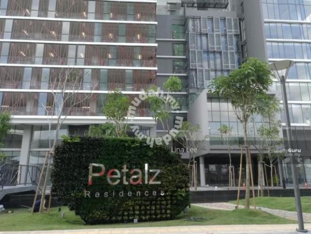 Petalz Train 2 KL Se ...