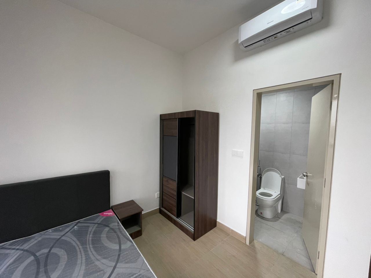 The Harmony Mid Valley Kl Sentral Train Puchong - photo 3