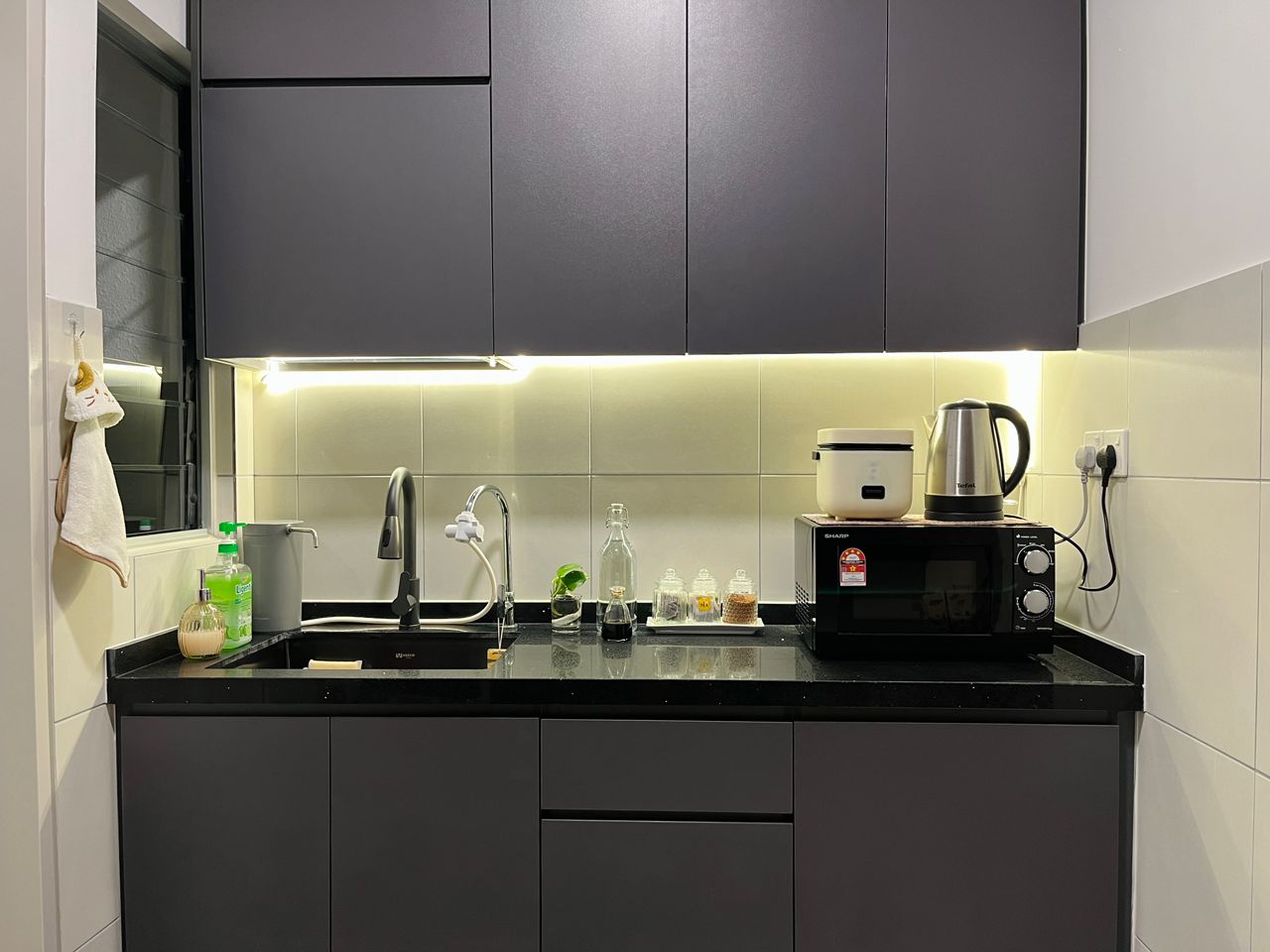 Residensi Riamas Mid Valley Kl Sentral Train Pucho