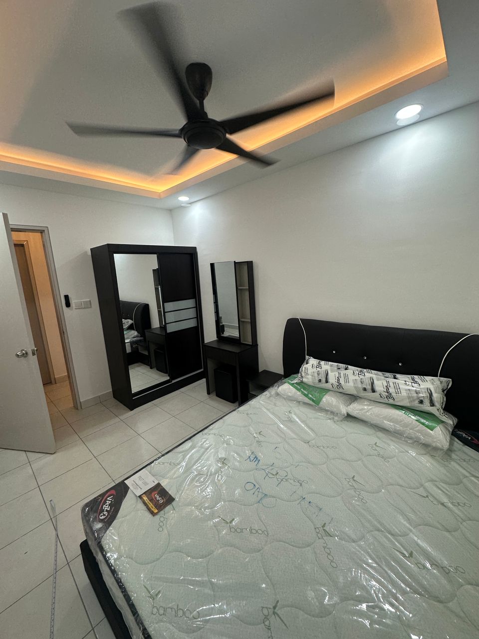 Residensi Riamas Mid Valley Kl Sentral Train Pucho - photo 5