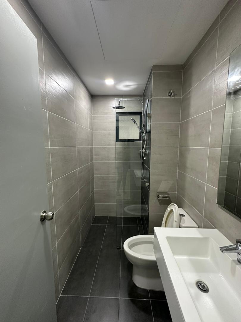 Platinum Arena Ktm Train Mid Valley Kl Sentral PJ - photo 6