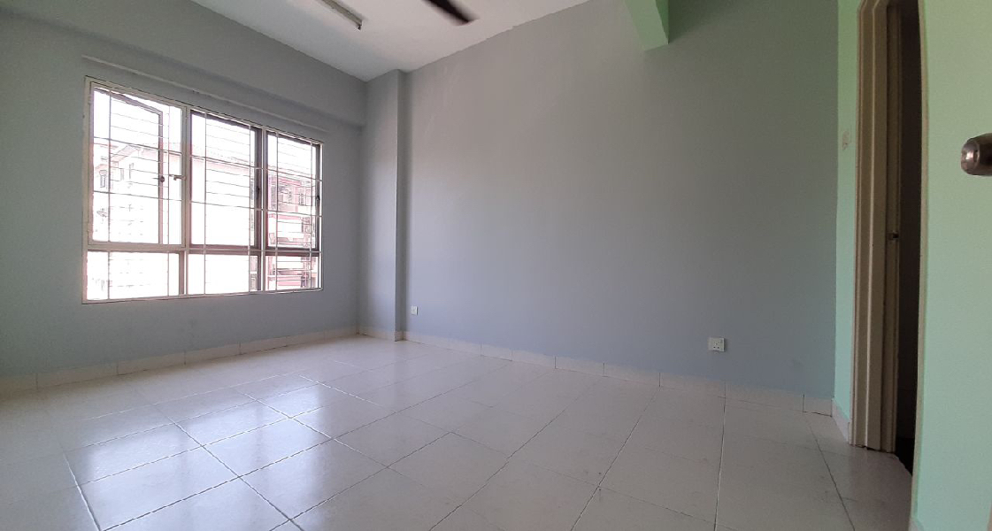 1 PETALING RESIDENCE CONDO, SG BESI - photo 3