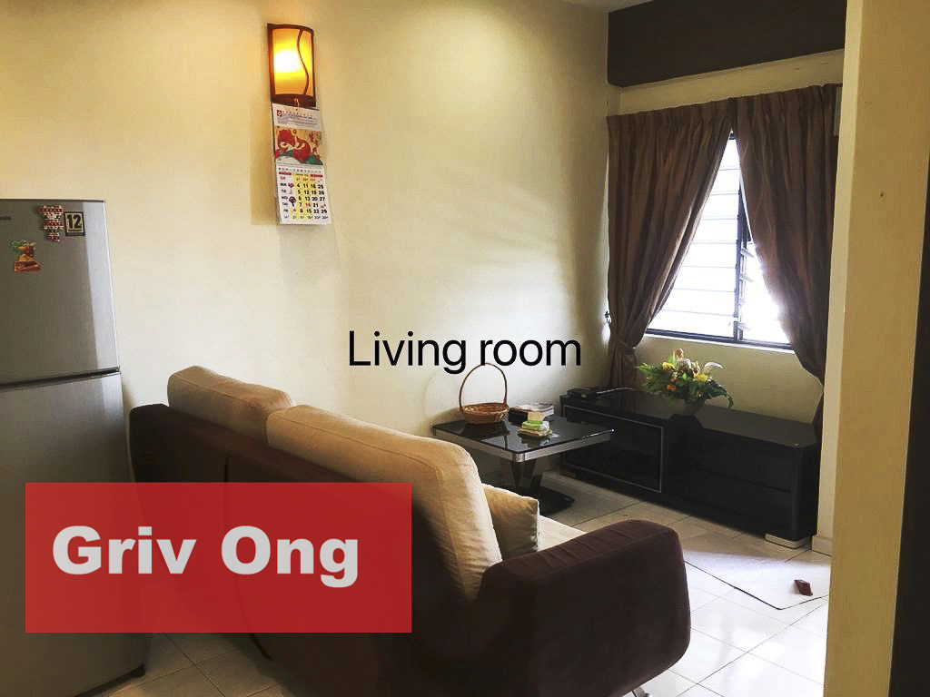 Tmn Batu Uban 2 750sqft Full Furnished Nicely Reno