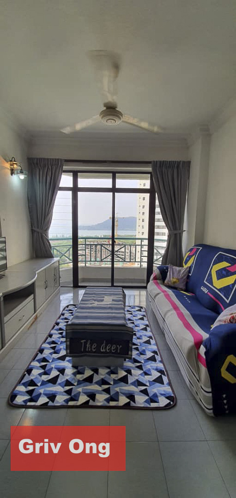 Sunny Villa Condo 1100sqf Mid Floor Fully Furnish