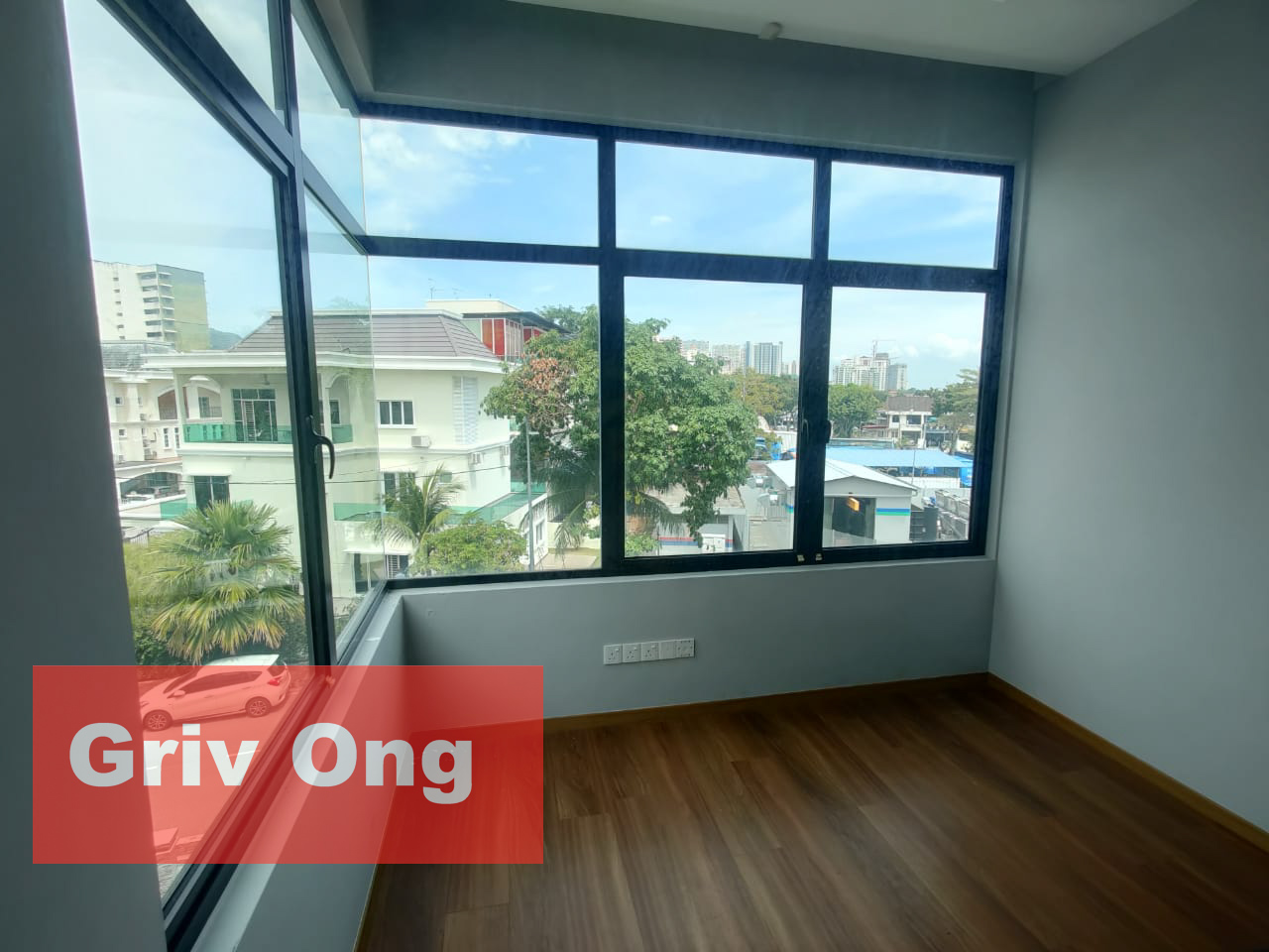 Pantai Jerjak Commercial Bungalow 12 Rooms Lift - photo 12