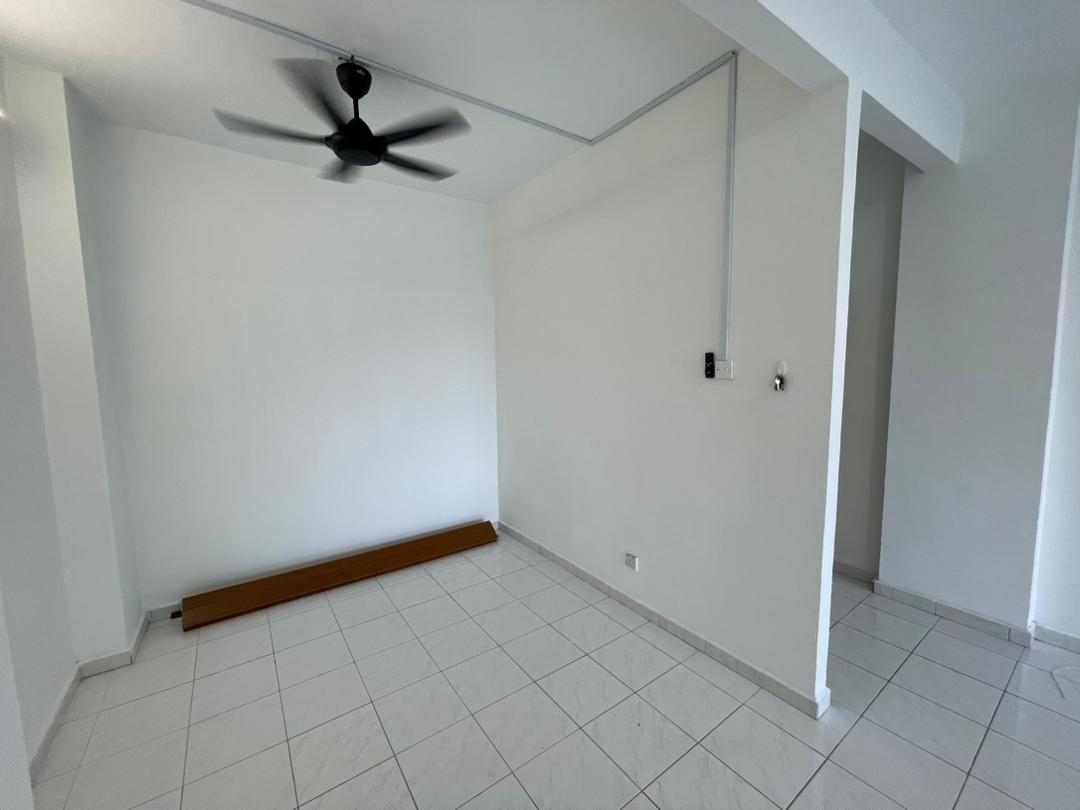BUKIT OUG CONDOMINIUM - photo 4