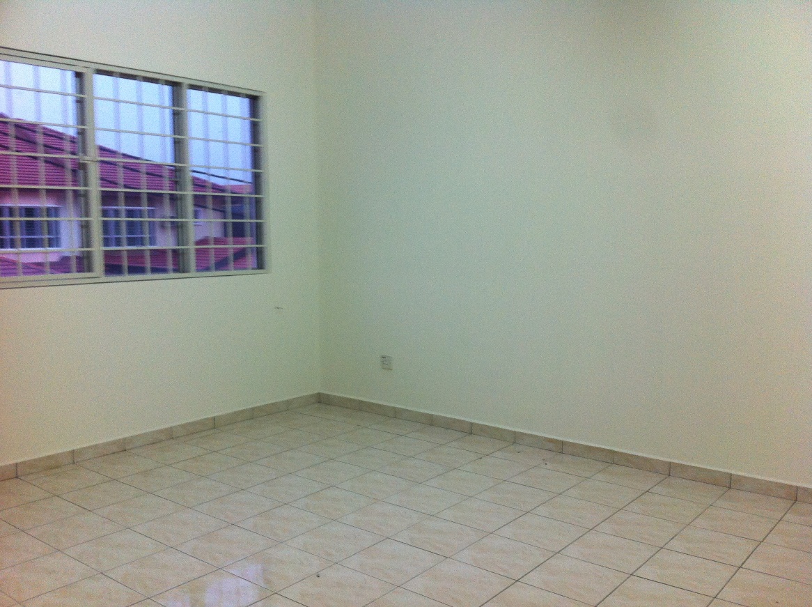 2 sty house Taman Harmoni Bandar Teknologi Kajang - photo 2