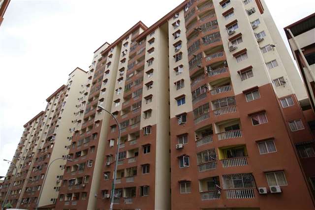 Sri Ria Apartment Taman Sepakat Indah Kajang - photo 2