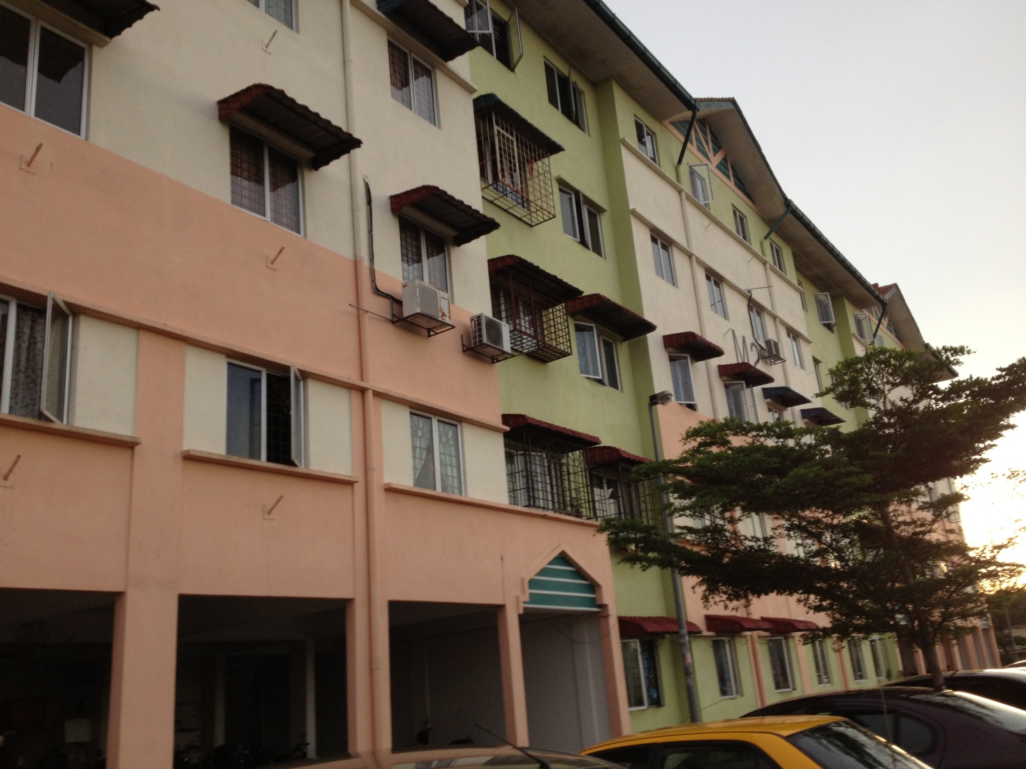 Pangsapuri Seri Bintang, subang bestari - photo 2