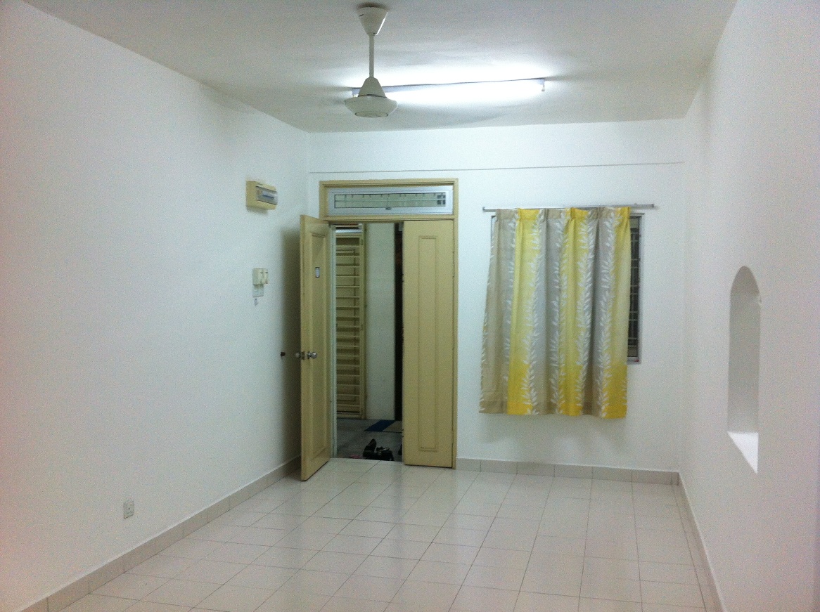 Lagoon Perdana Apartment - photo 2