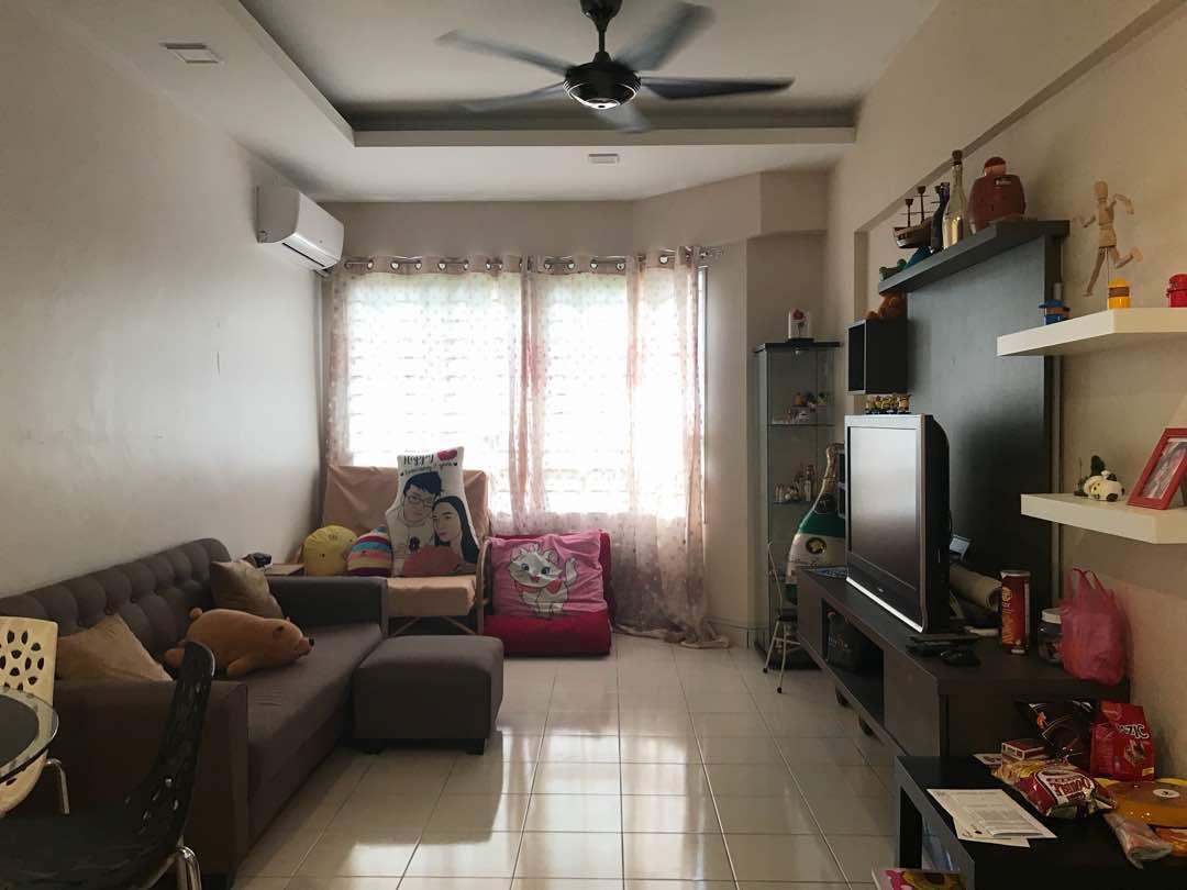 343k Petaling Indah Condo - photo 2