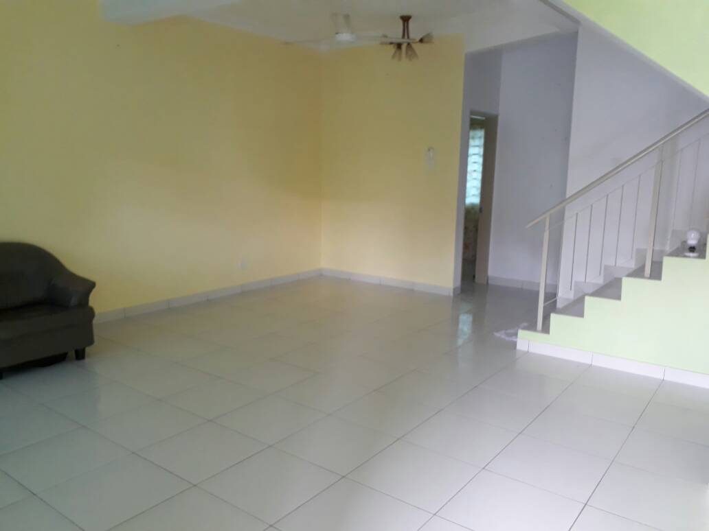 2 sty House Taman Pelangi Semenyih 2 - photo 3