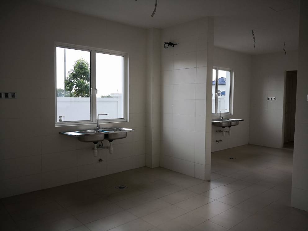 Type A  2 Sty BUNGALOW TAMAN BUKIT ROS - photo 5