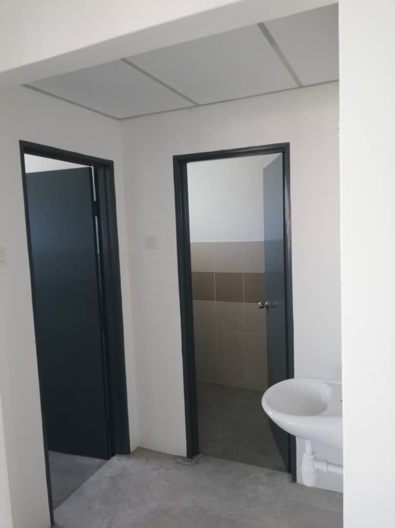 Nilai 3 2 sty shop office Lot - photo 4