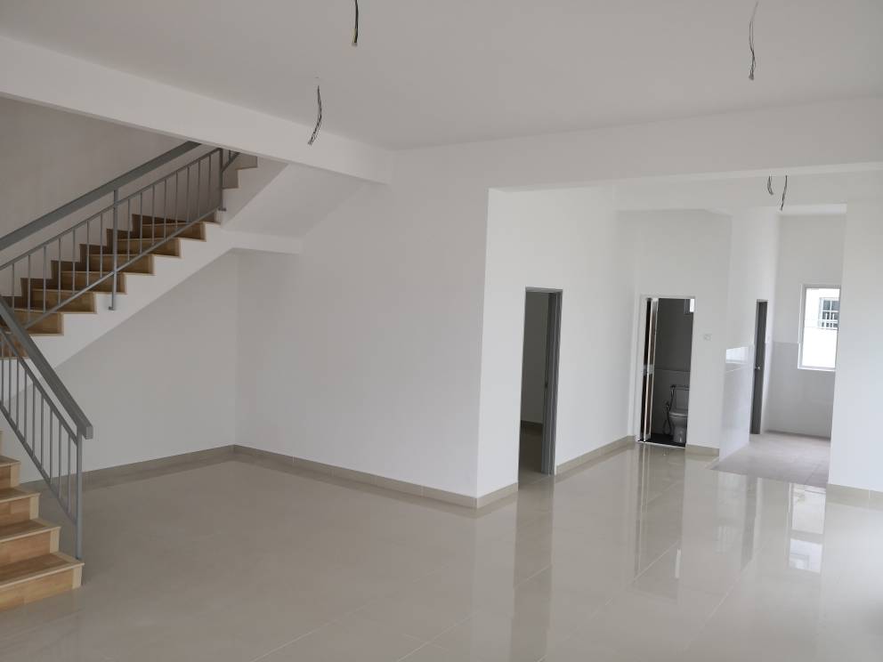 3 Sty Semi-D TAMAN SAGA EMAS KAJANG - photo 4