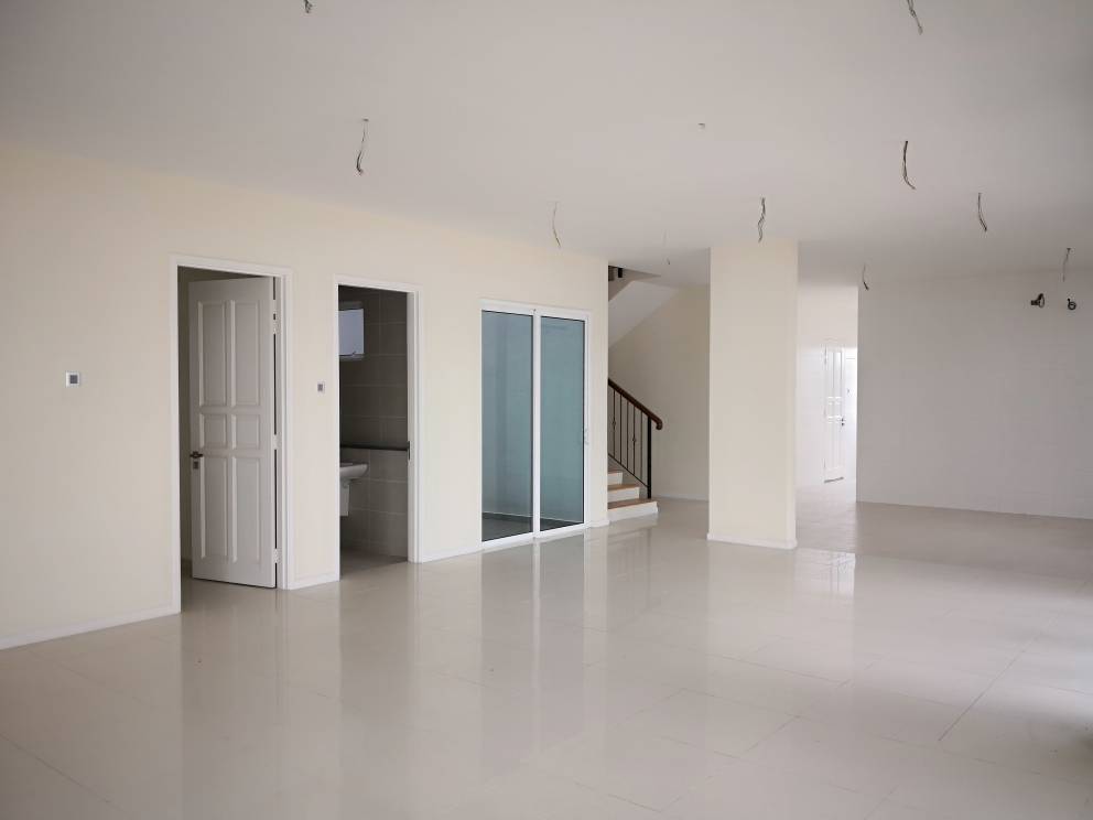 Phase 2 Type E  2 Sty Semi-D TAMAN BUKIT ROS - photo 5