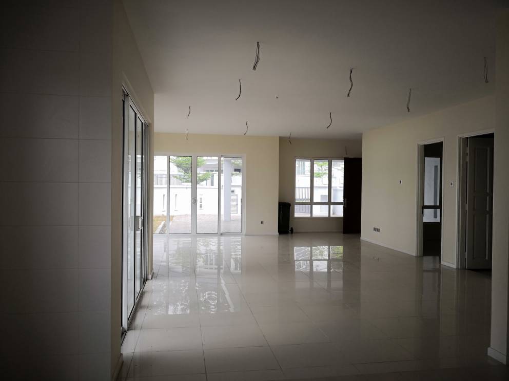 Phase 2 Type E  2 Sty Semi-D TAMAN BUKIT ROS - photo 6