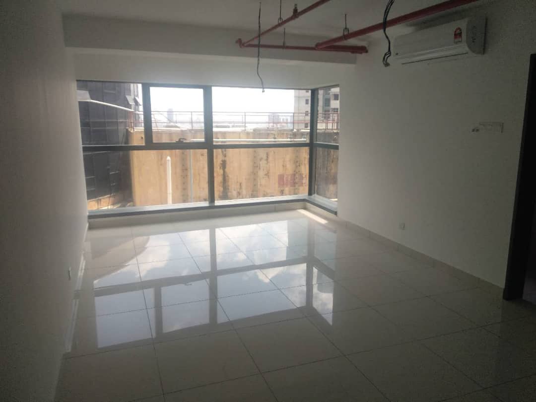 968 sqft 3 tower Kl city Center - photo 3