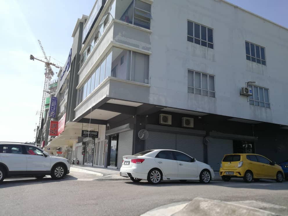 ground floor shop Jalan Damai Niaga, Alam Damai - photo 2