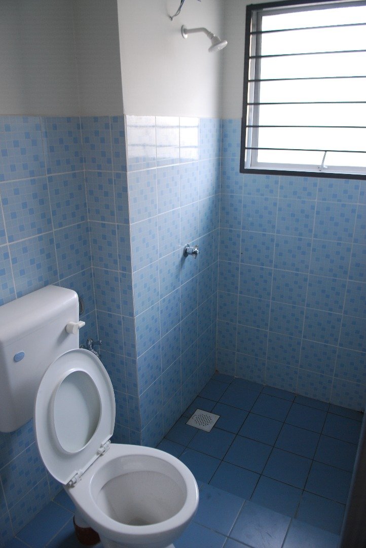 townhouse Taman Saujana Suria - photo 2