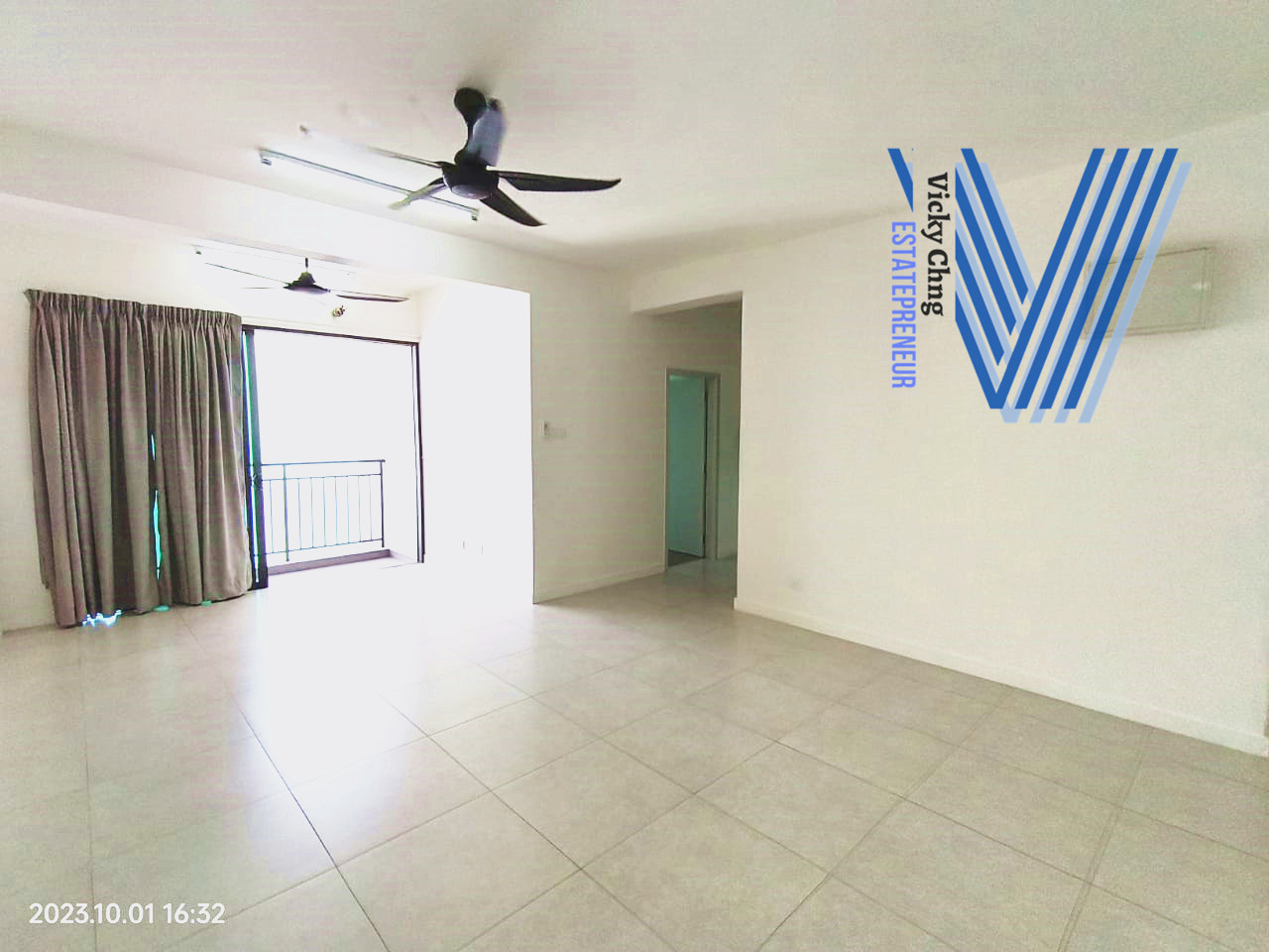 3 Residence 815sqft  ...