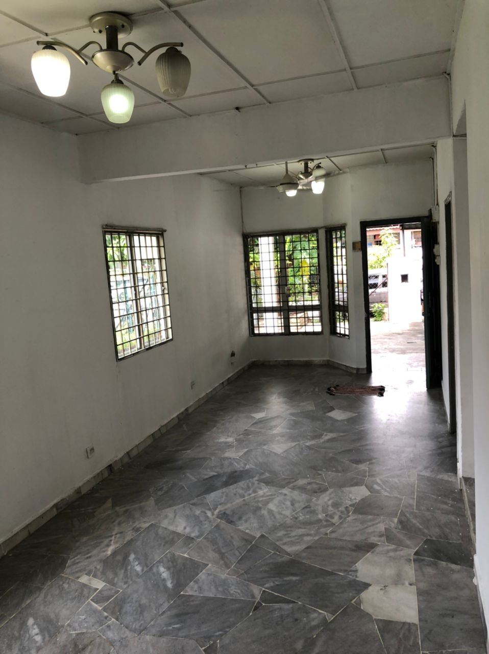 TK 4 Single Storey E ...