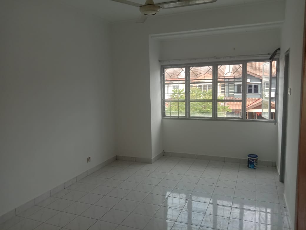 Taman Putra Prima - photo 4