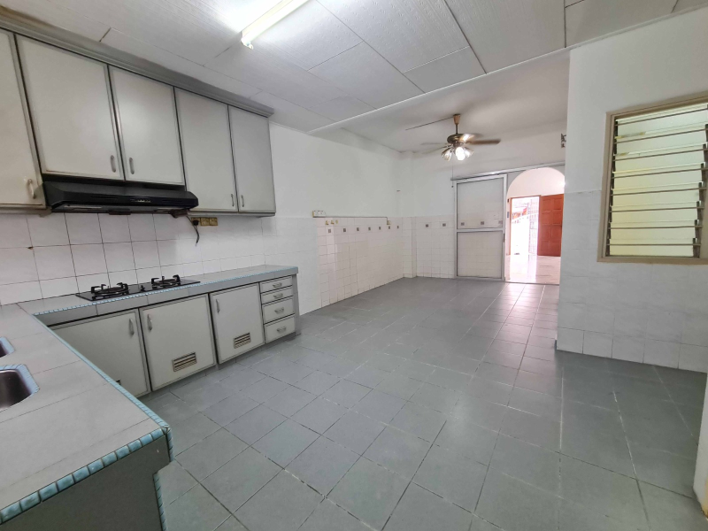 Pusat Bandar Puchong - photo 3