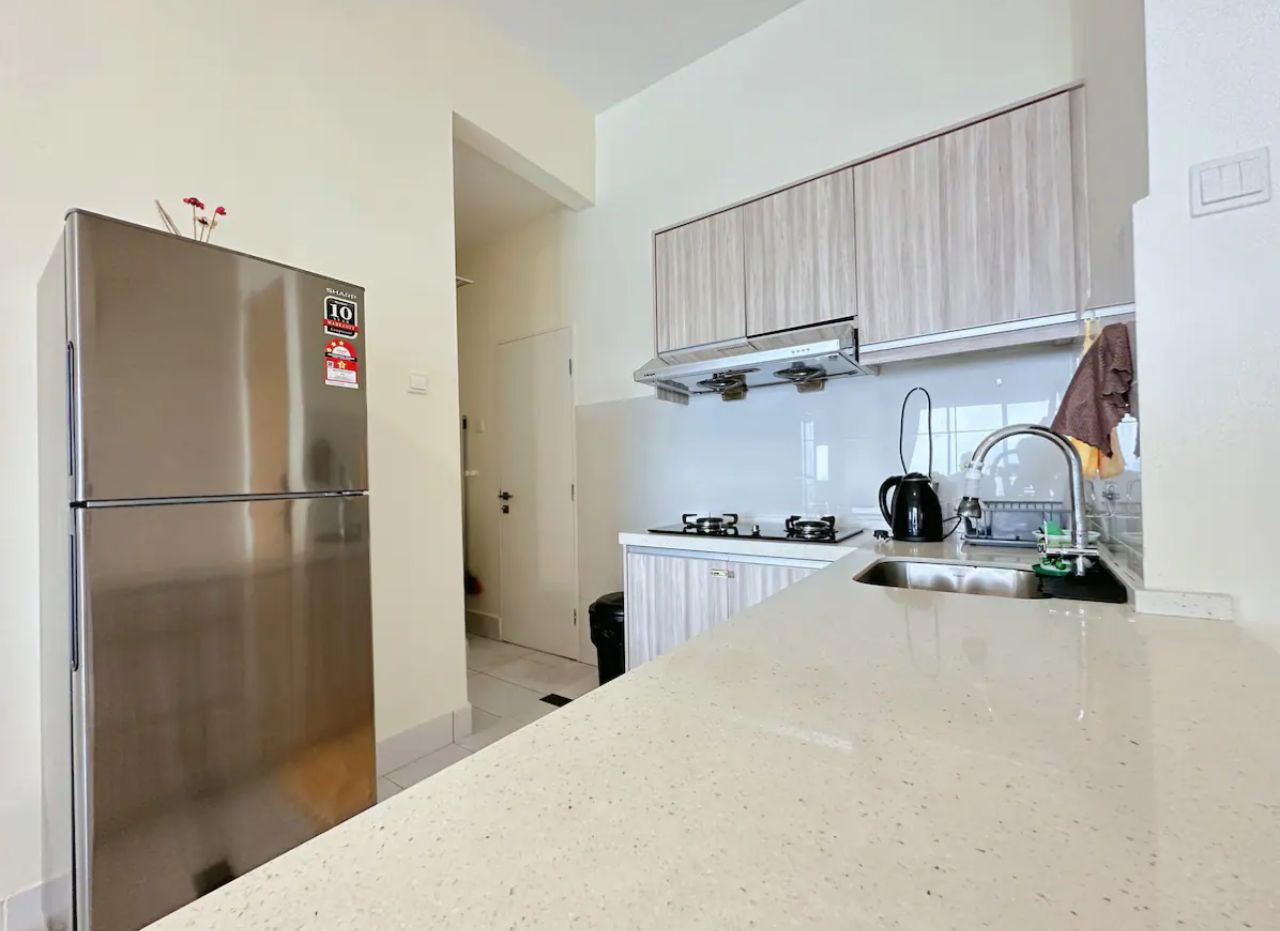 Skypod Residence For Rent - photo 6