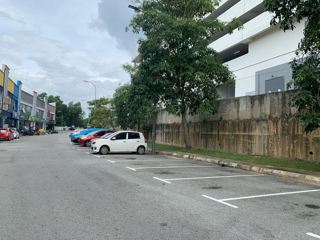 Bandar Enstek Pusat Niaga KLIA For Rent - photo 4