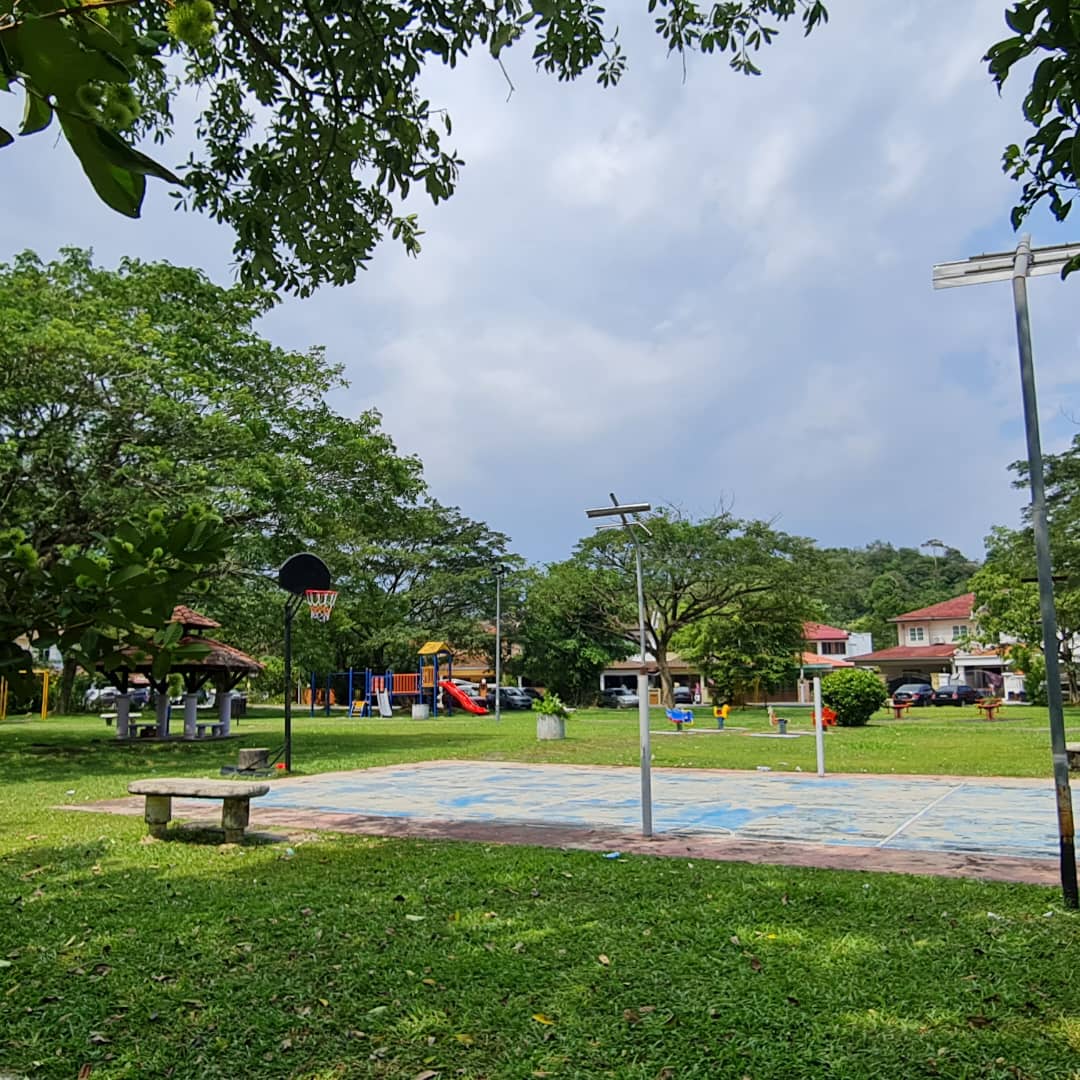 Taman Saujana Puchong - photo 10