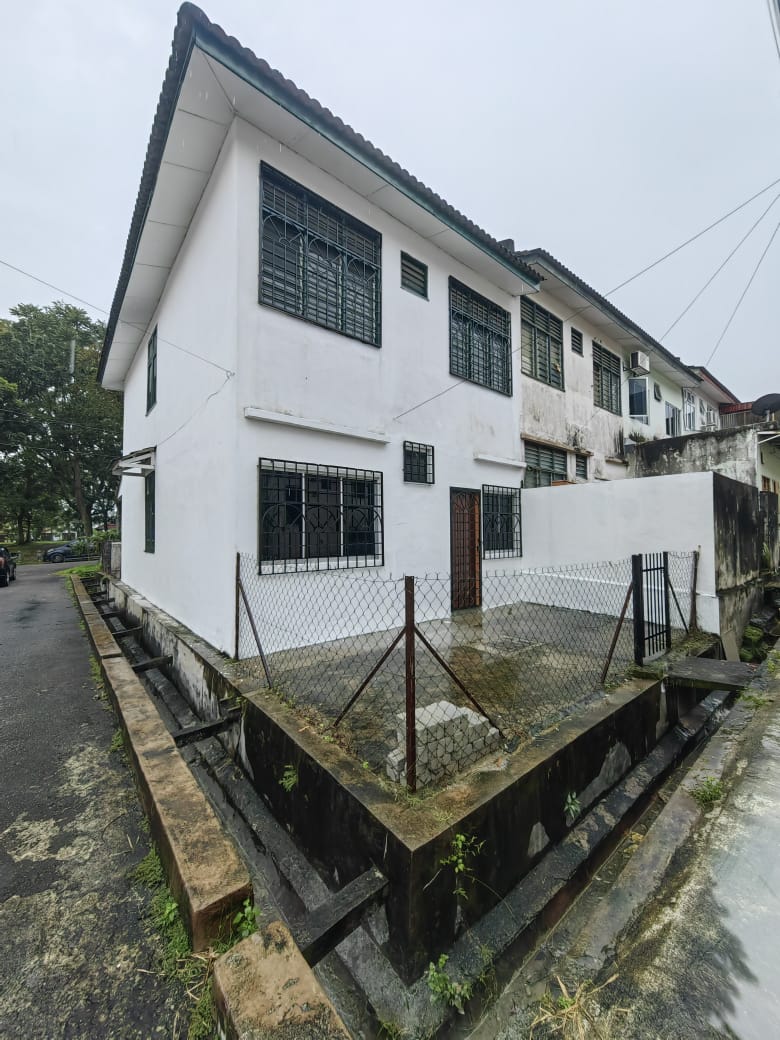 Taman Saujana Puchong - photo 8