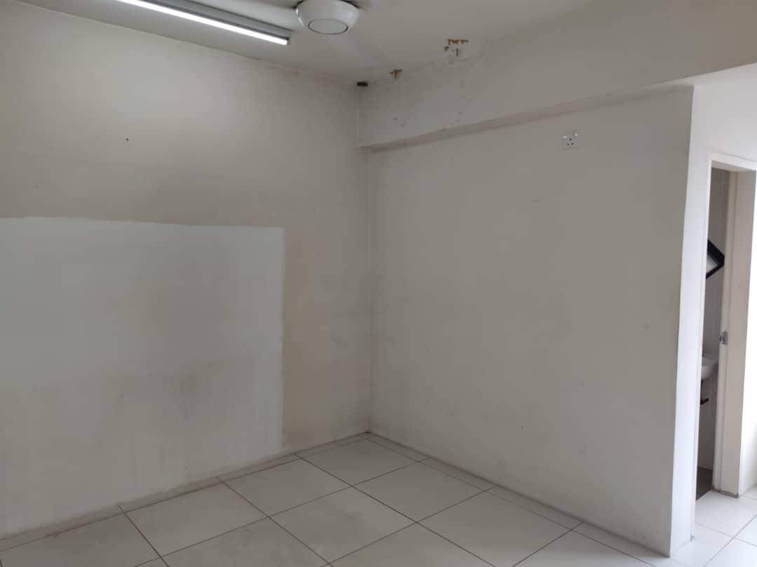 Calisa M For Rent - photo 5
