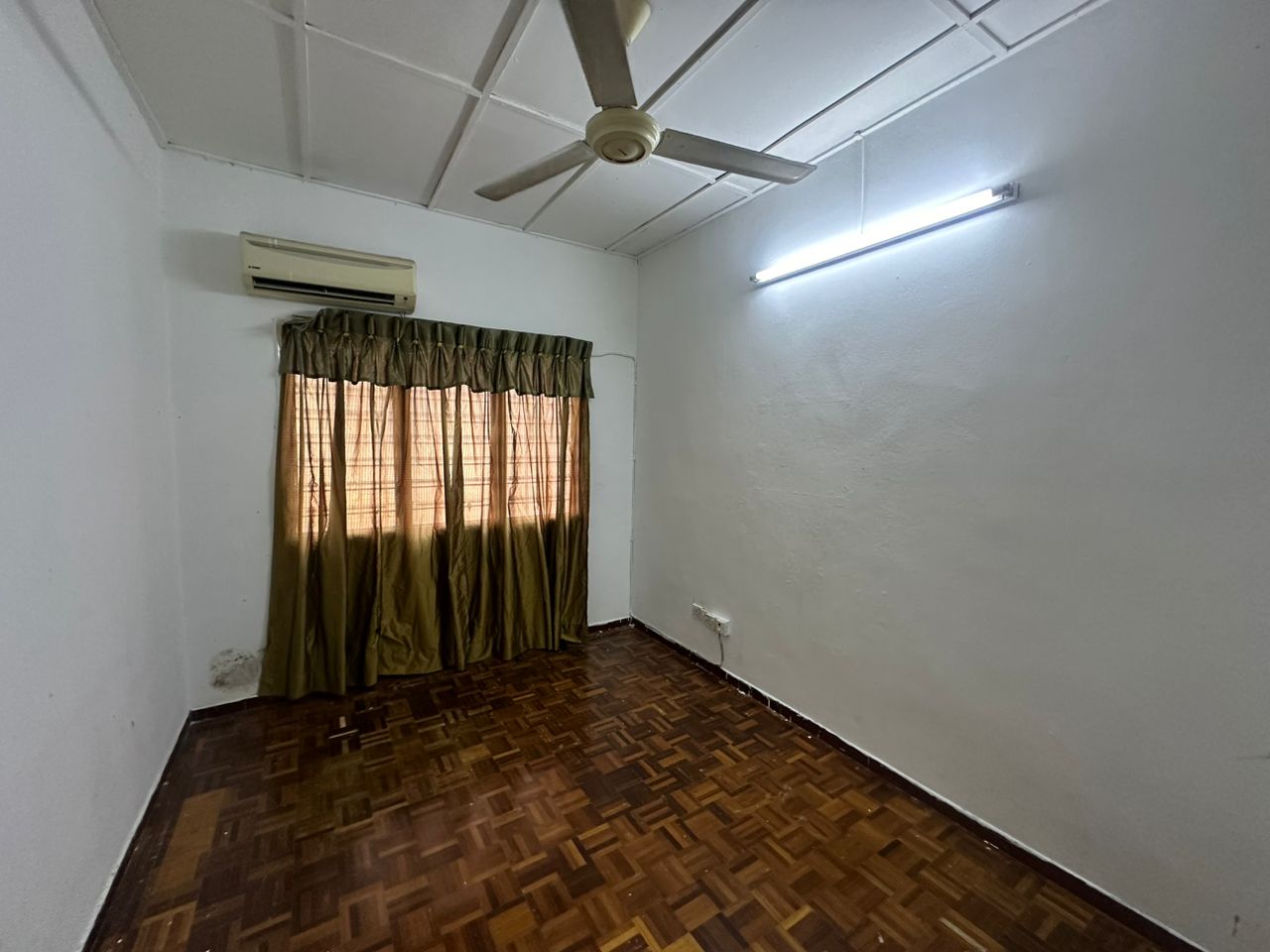Taman Kinrara - photo 7