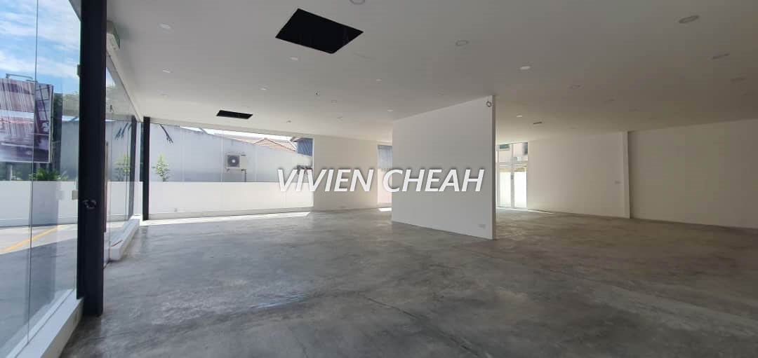 Single storey Bungalow - photo 4