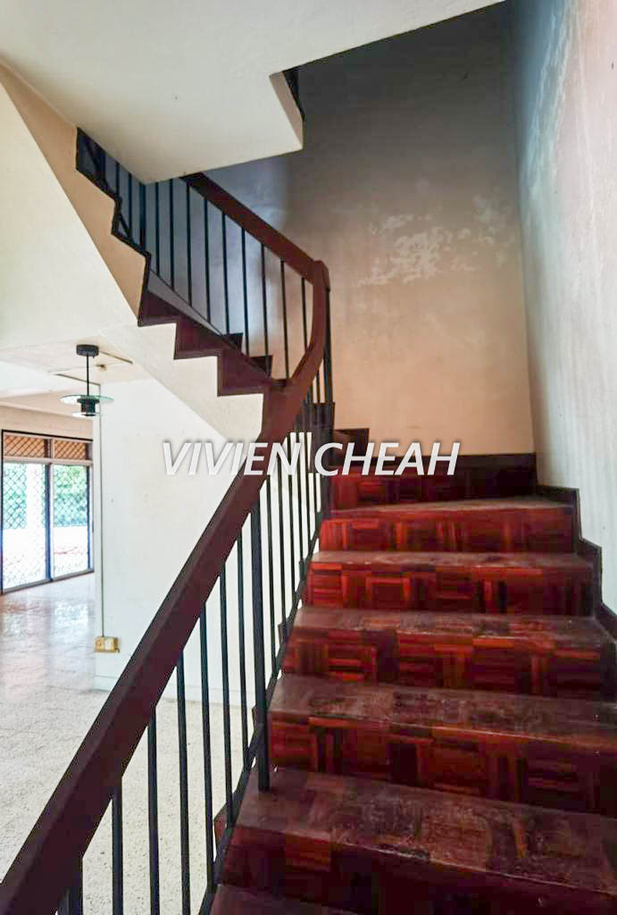 2-storey Semi-D at Tanjung Bungah - photo 2