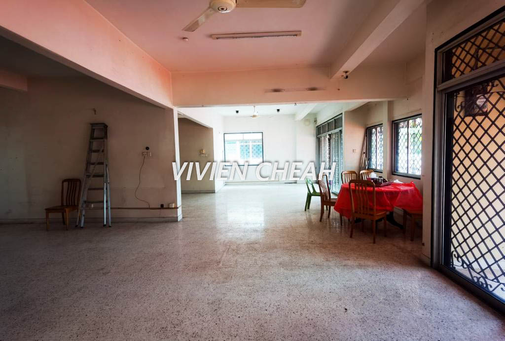 2-storey Semi-D at Tanjung Bungah - photo 3