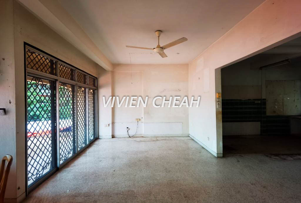 2-storey Semi-D at Tanjung Bungah - photo 4