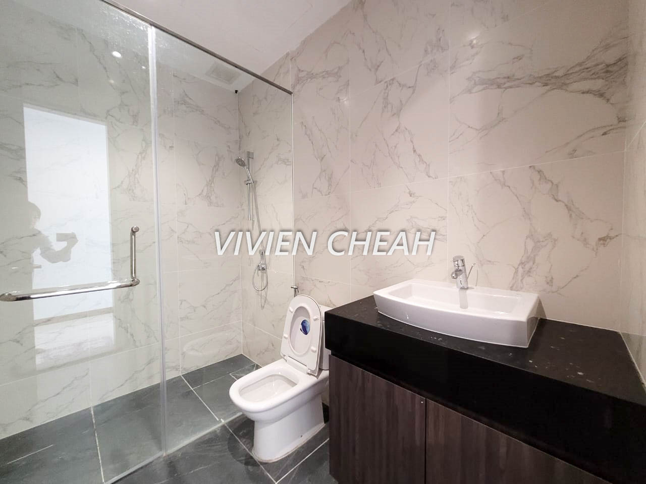 Infinity Beachfront Condo - photo 4
