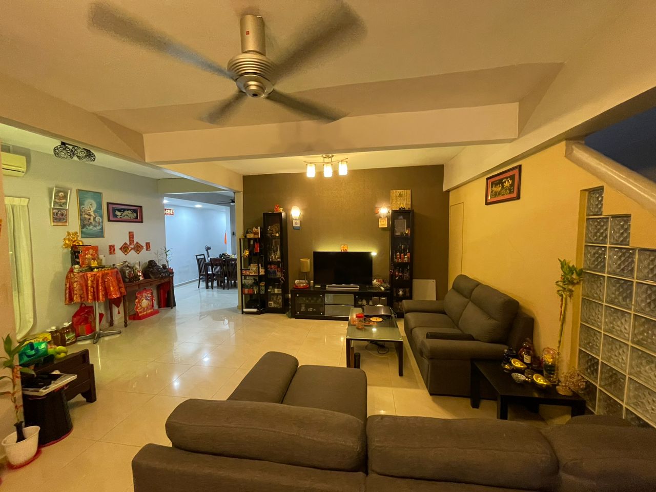 Seri Kembangan Bukit ...