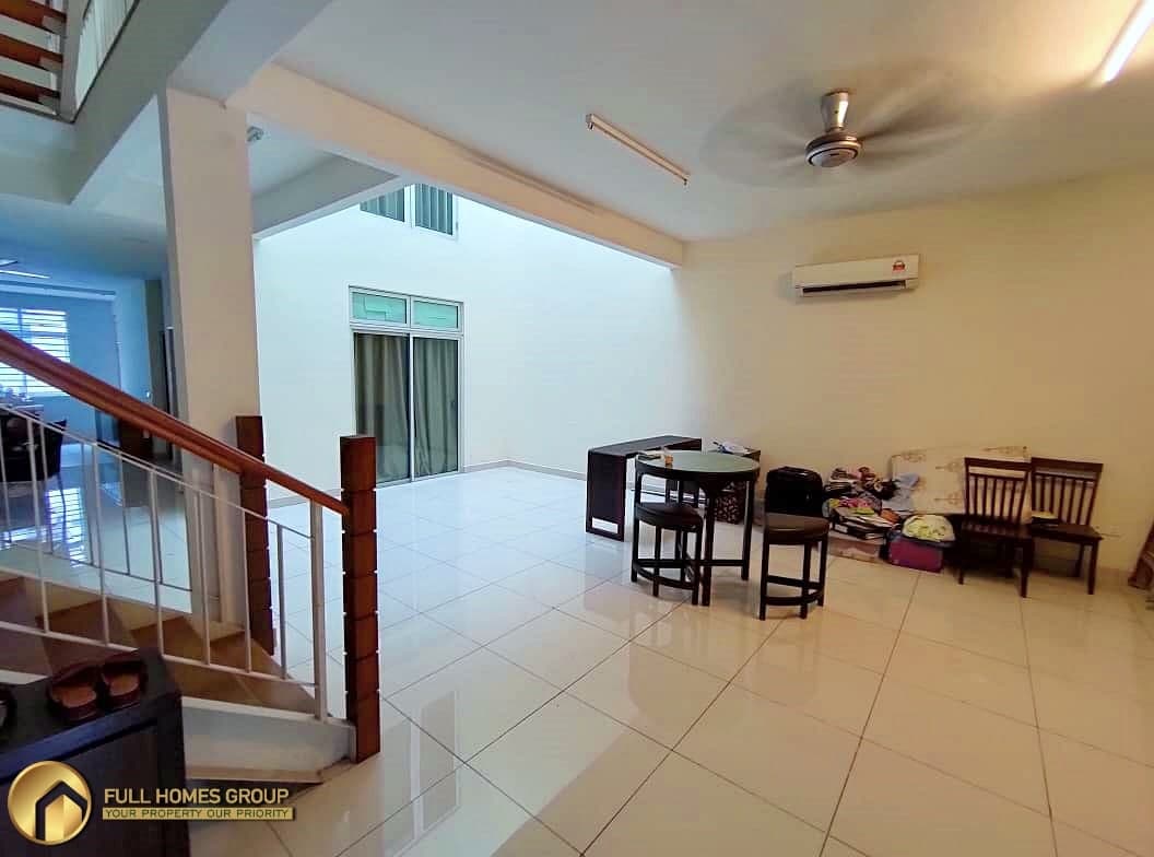 Jalan Sutera Pulai Taman Sutera Utama - photo 2